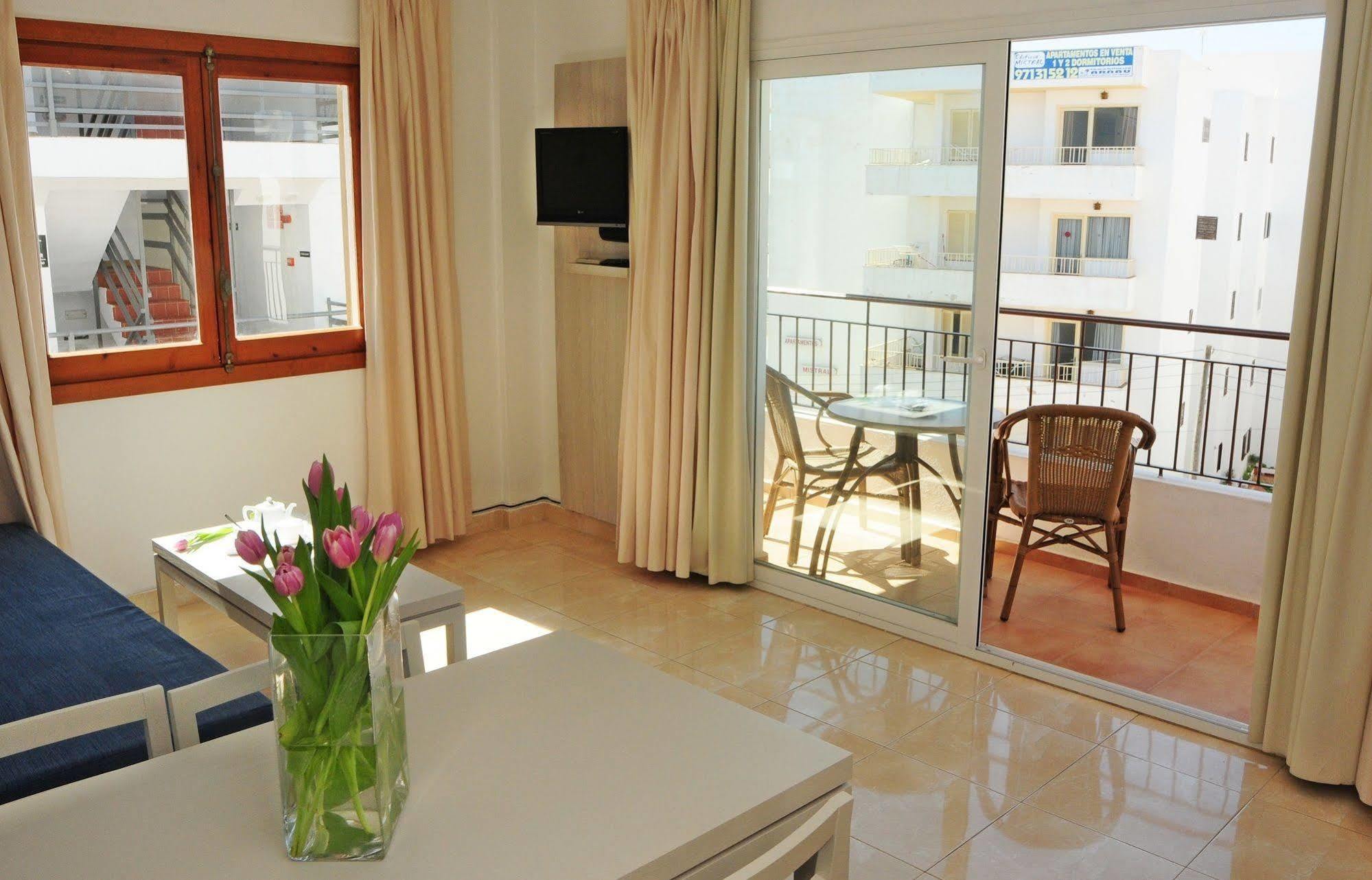 Apartamentos Avenida - Mc Apartamentos Ibiza Екстериор снимка